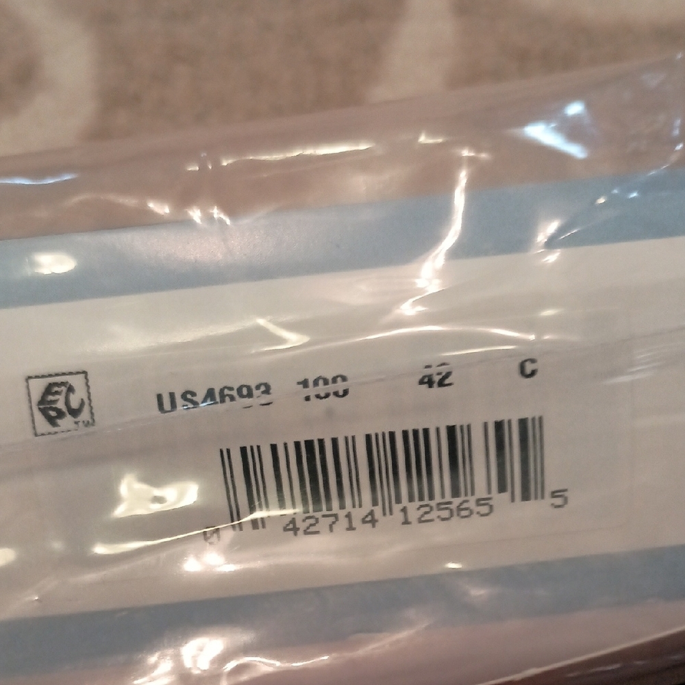 Playtex 18 Hour Wireless Comfort Bra in White - Picture 3 of 3